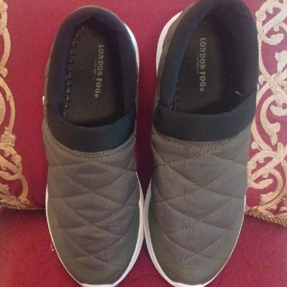 London Fog Womens Quilted Slip-On Sneakers - Green and Black - Picture 2 of 9